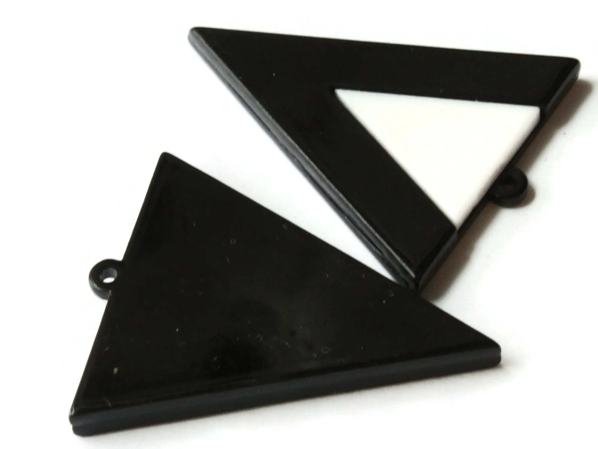 2 42mm Black and White Resin Triangle Pendants