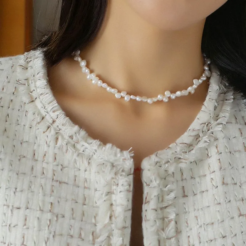 Baroque Pearl Clavicle Chain Necklace