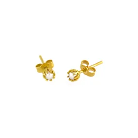 Chrysanthemum Bud Pearl Stud Earrings