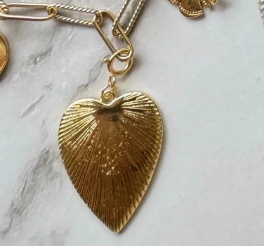 Jessica Matrasko Jewelry - Sunburst Heart Charm (Gold)