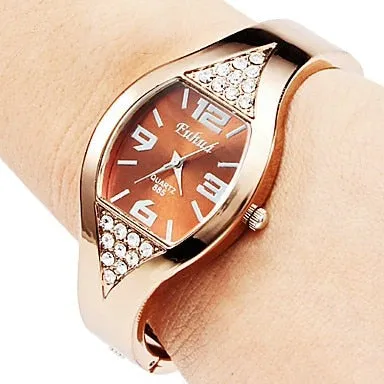 Latest Rose Gold  Style Luxury Bracelet Watch