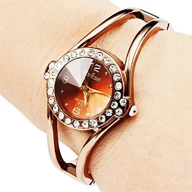 Latest Rose Gold  Style Luxury Bracelet Watch