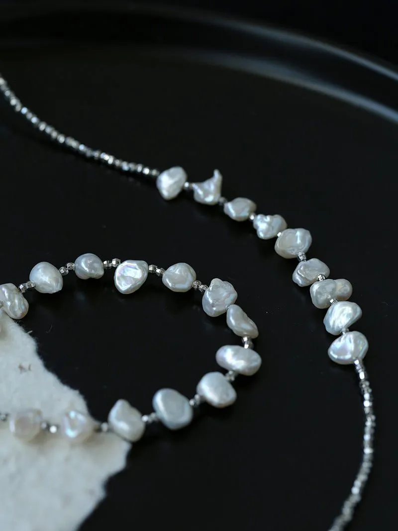 Luxury Shining Passepartout Crushed Baroque Pearl Necklace