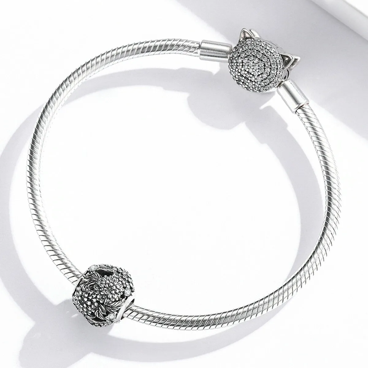 S925 Silver Embossed Flowers Charm Beads For Bracelet