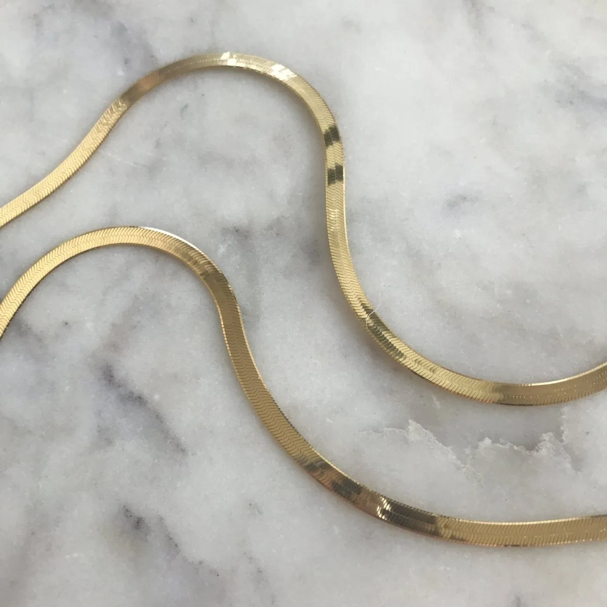 Second Aura Herringbone Necklace (Gold)