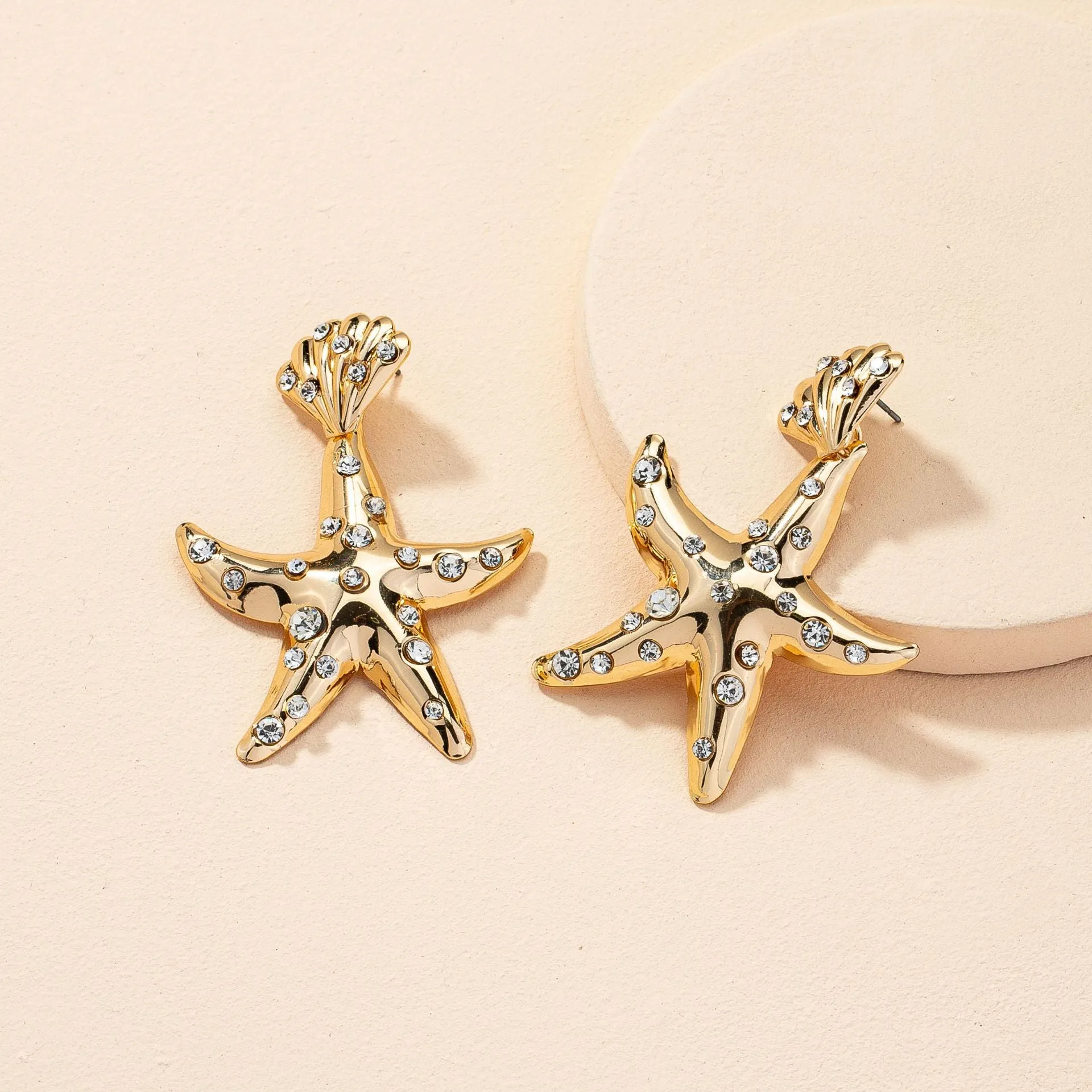 Starfish Starlet Earrings - Retro Exaggerated Fashion Jewelry for Women