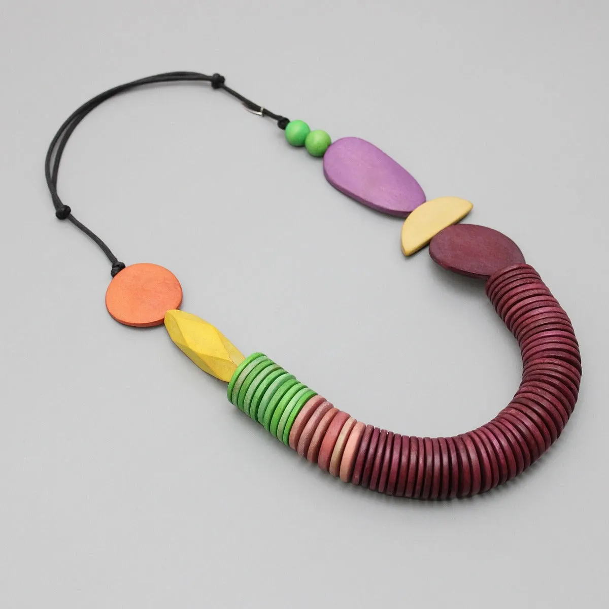 Wine Disc Laurel Necklace